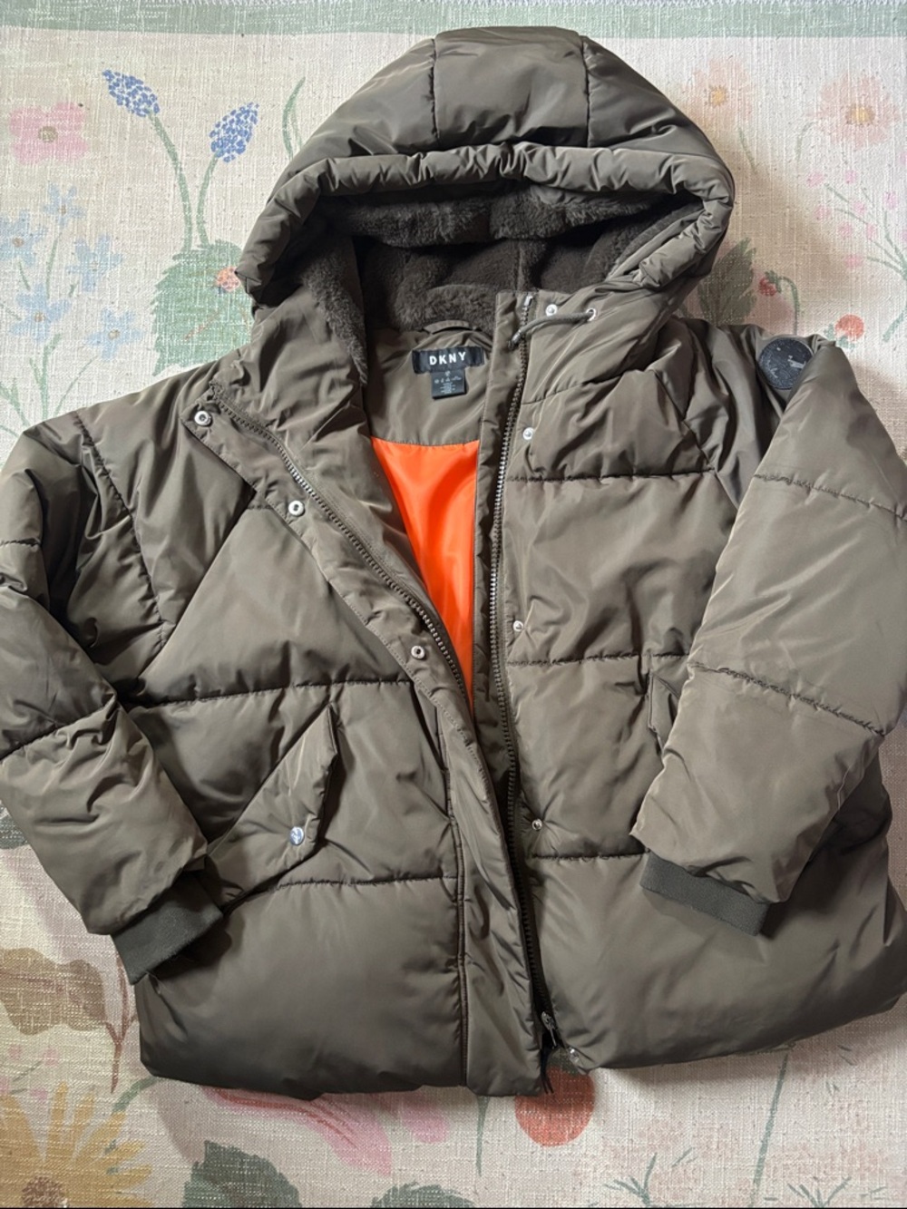 DKNY jacket puffer